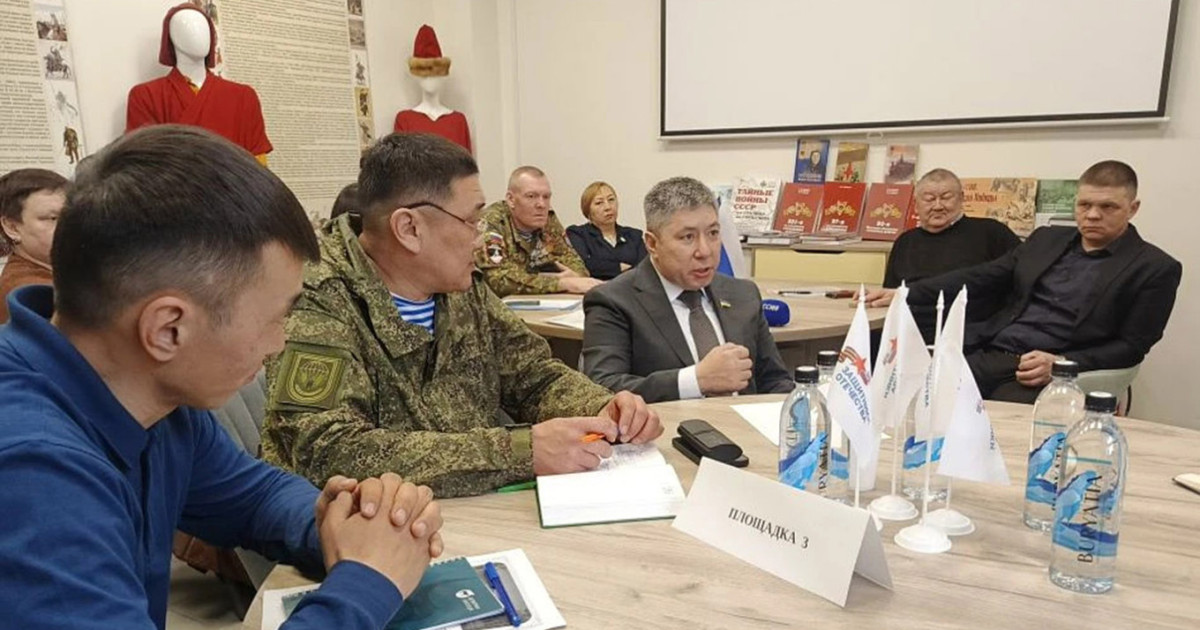 Locuitorii din Buriatia contribuie la război