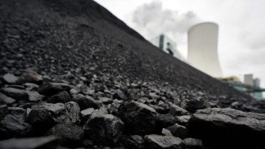 carbune depozitat la o centrala