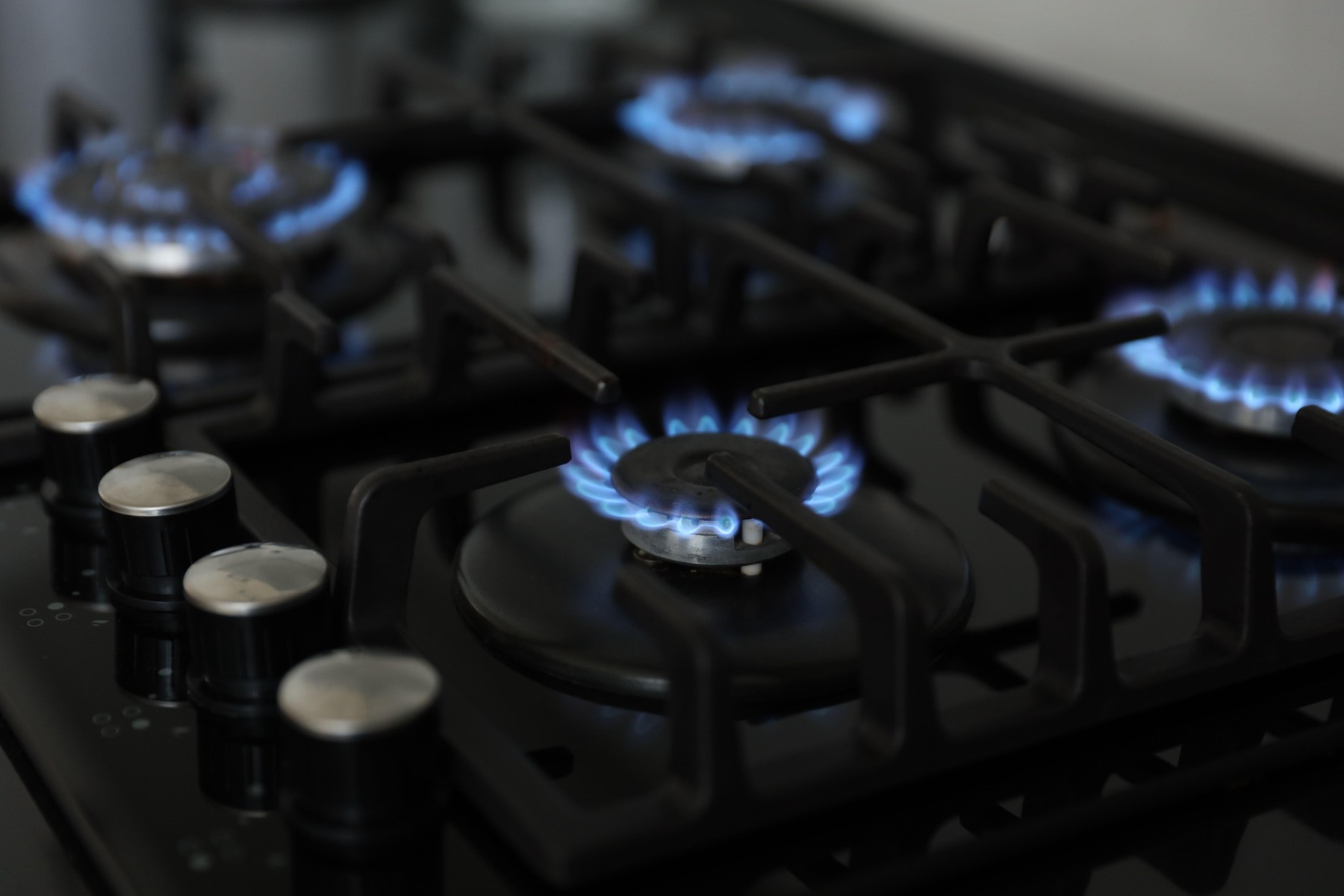 Romgaz amână intrarea pe piața pentru populație până în 2027, deși promitea oferte din primăvară. „Lucrurile au fost abordate politic”