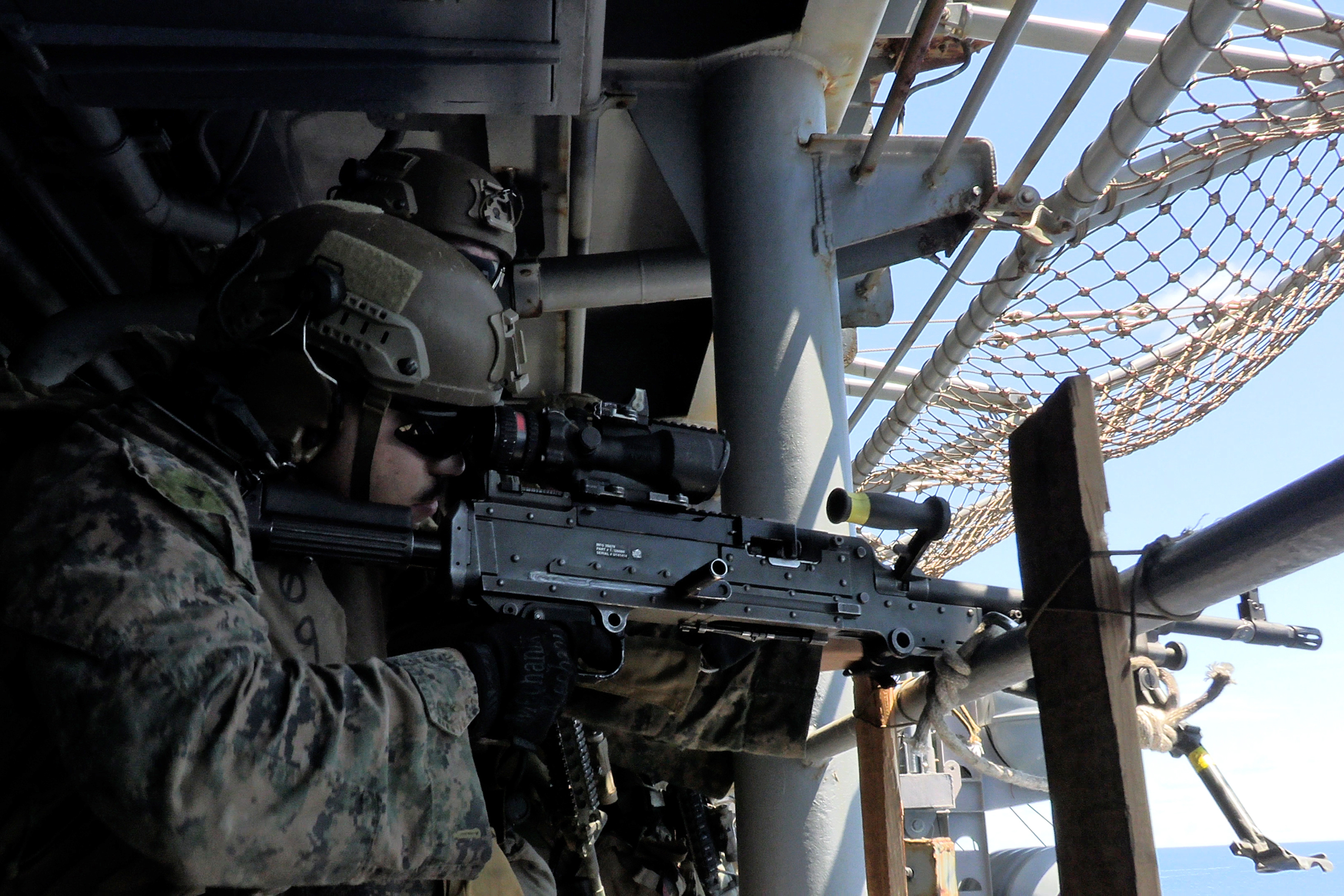 Forțele iraniene așteaptă trupele americane la sol „pentru a le da foc”, avertizează un oficial de la Teheran. Mesaj dur către SUA