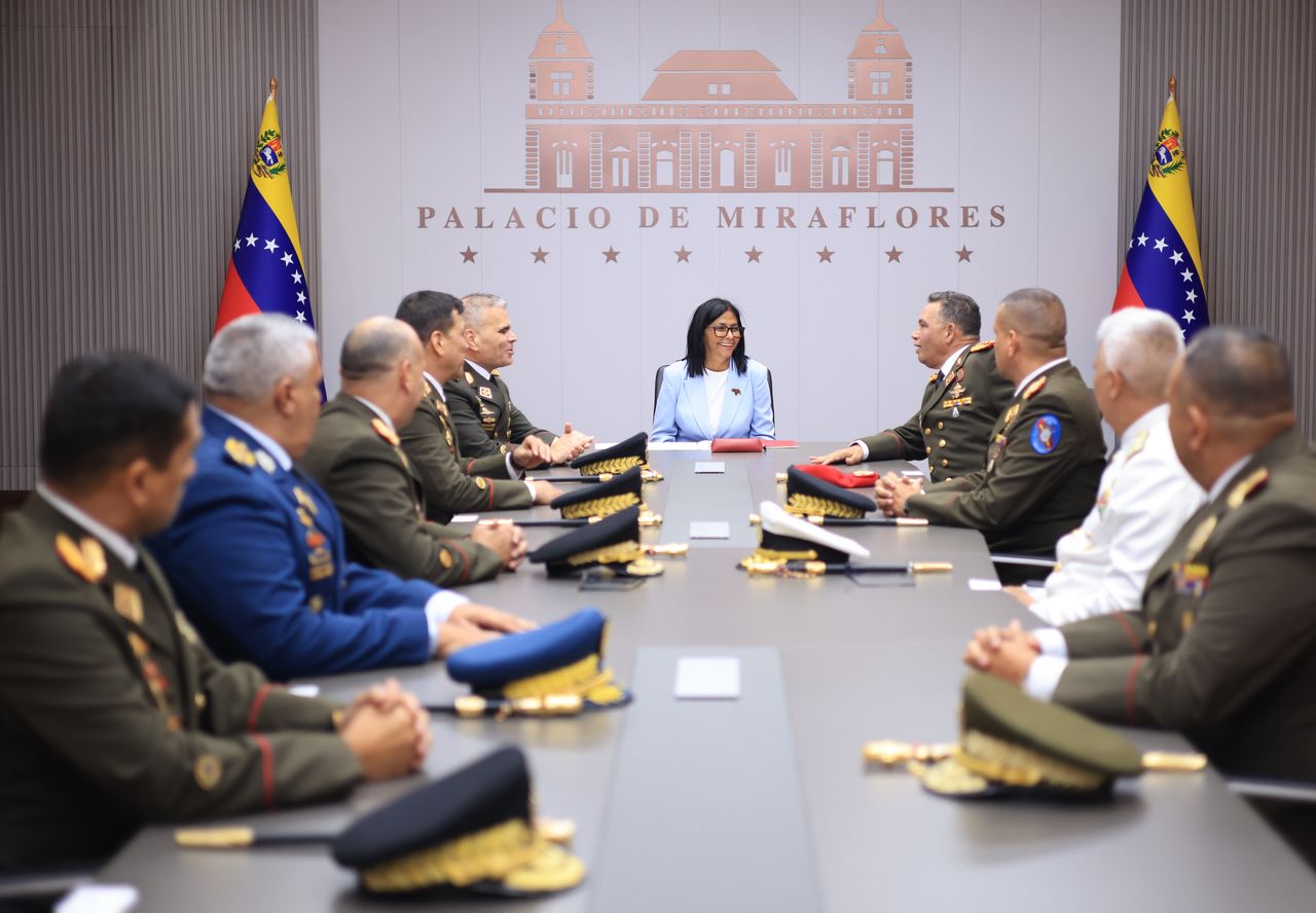 Cutremur în armata Venezuelei: Delcy Rodriguez înlocuiește conducerea militară după căderea lui Maduro