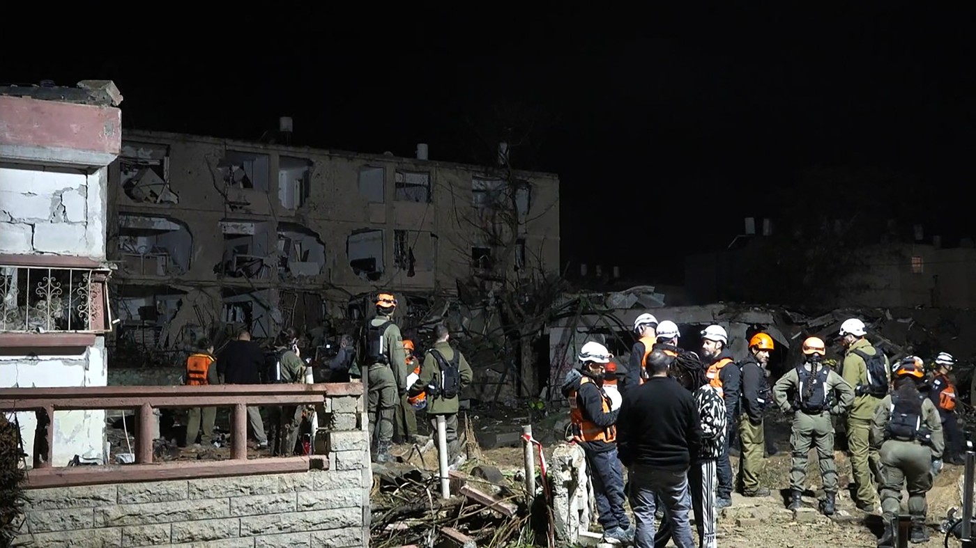 Război în Orientul Mijlociu, ziua 22. Iranul a atacat Israelul: Zeci de răniți la Dimona, în apropierea centrului nuclear
