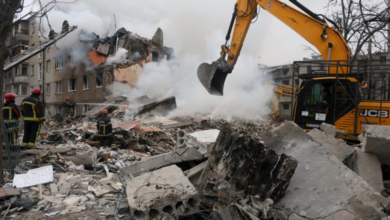 SAR operation at Kharkiv apartment block hit by Russian missile, Ukraine - 07 Mar 2026
