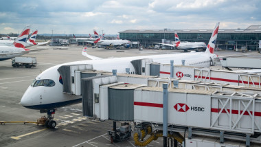 Avion British Airways pe aeroportul Heathrow