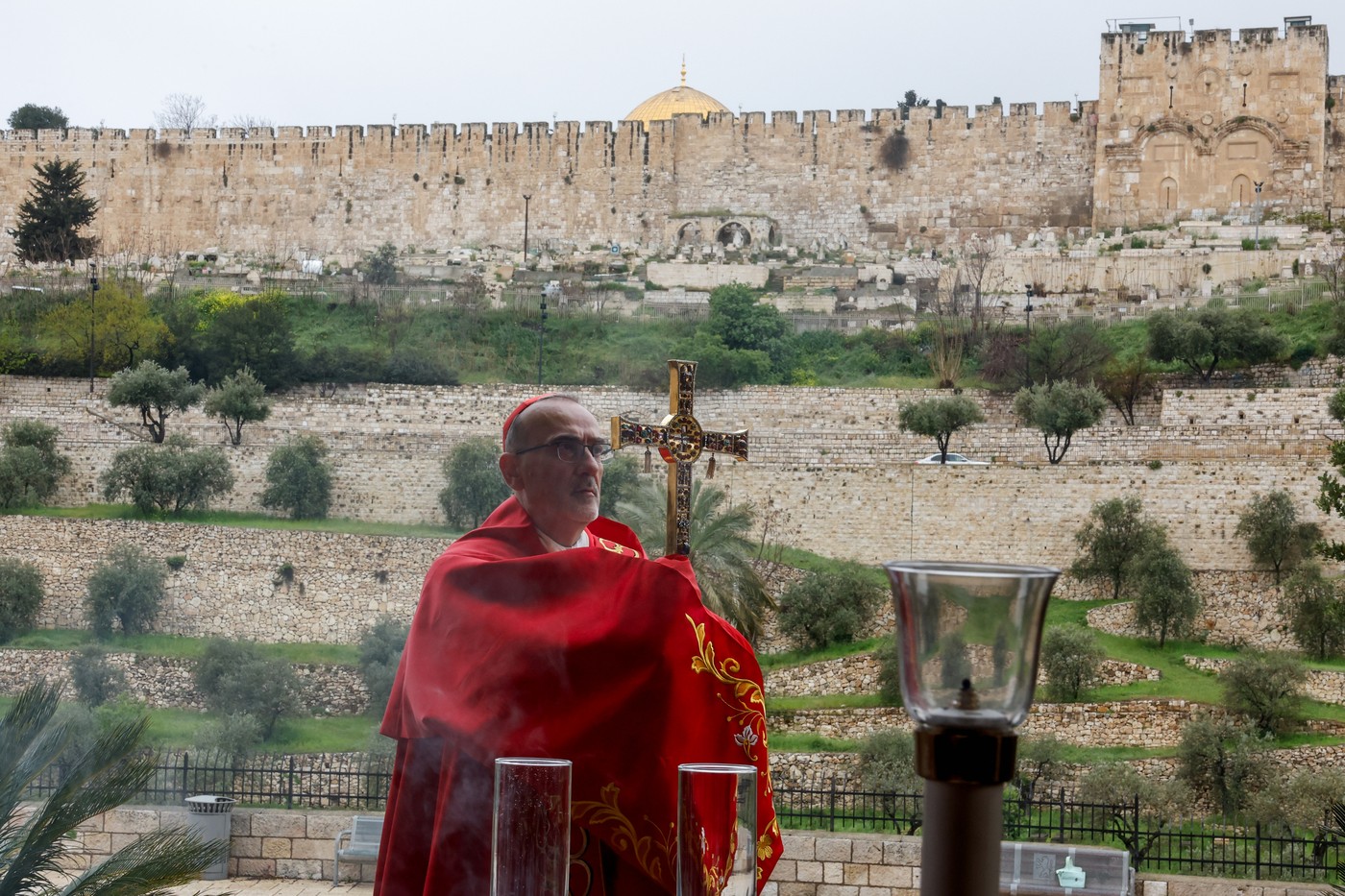 Netanyahu autorizează accesul patriarhului latin al Ierusalimului la Biserica Sfântului Mormânt, după scandalul de Floriile catolice