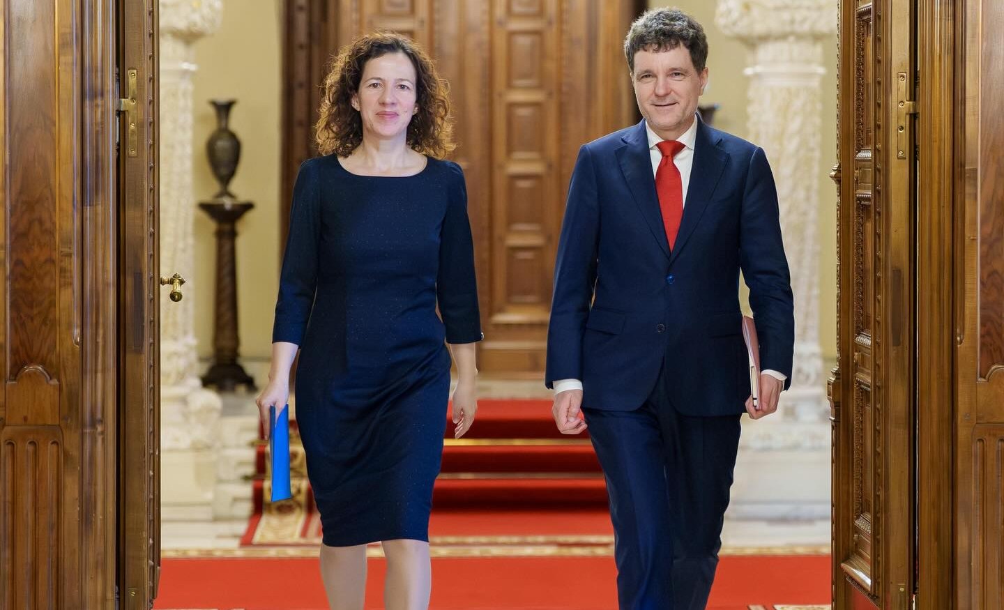 Nicuşor Dan, discuţii cu Roxana Mînzatu, vicepreşedinte al CE, despre bugetul UE: Avem nevoie de finanţare cel puţin la nivelul actual