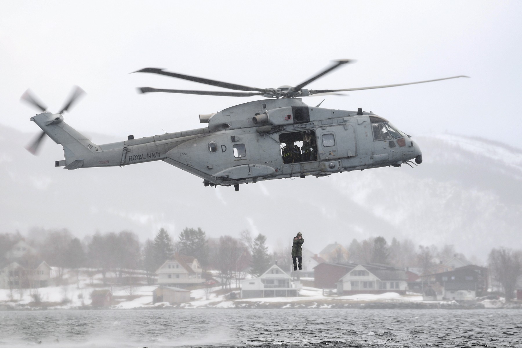 „N-am mai avut o astfel de structură în țările nordice de 500 de ani”. Avertismentul Norvegiei privind extinderea Rusiei în Arctica