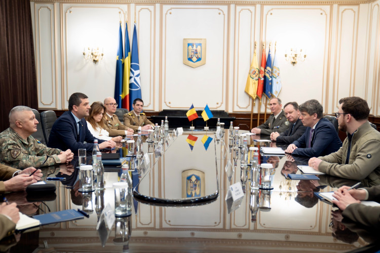 Radu Miruță, discuții cu reprezentanții Ministerului Apărării din Ucraina despre producția de drone în România