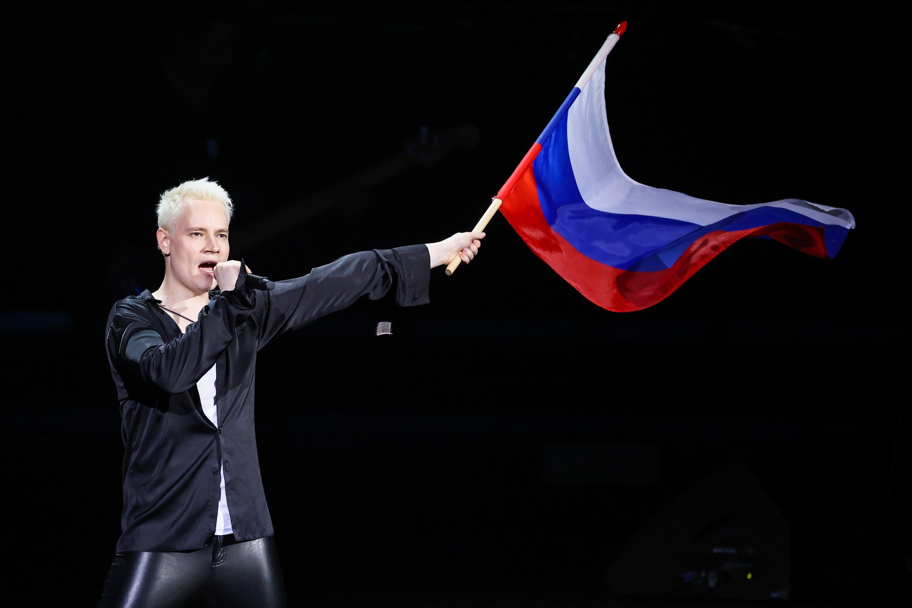 Starul pop preferat al Kremlinului „nu este suficient de rus”: care e problema cu Iaroslav Dronov, cunoscut sub numele „Shaman”