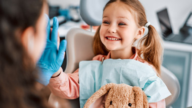 copil la medicul stomatolog