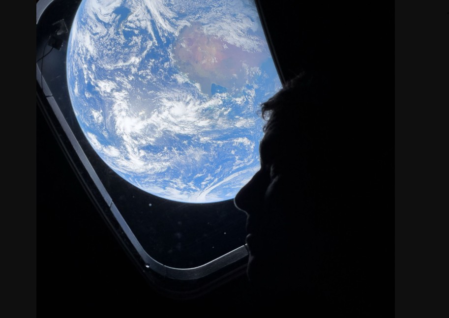 Noi imagini surprinse de astronauţii misiunii Artemis 2, după ce au parcurs deja două treimi din drum