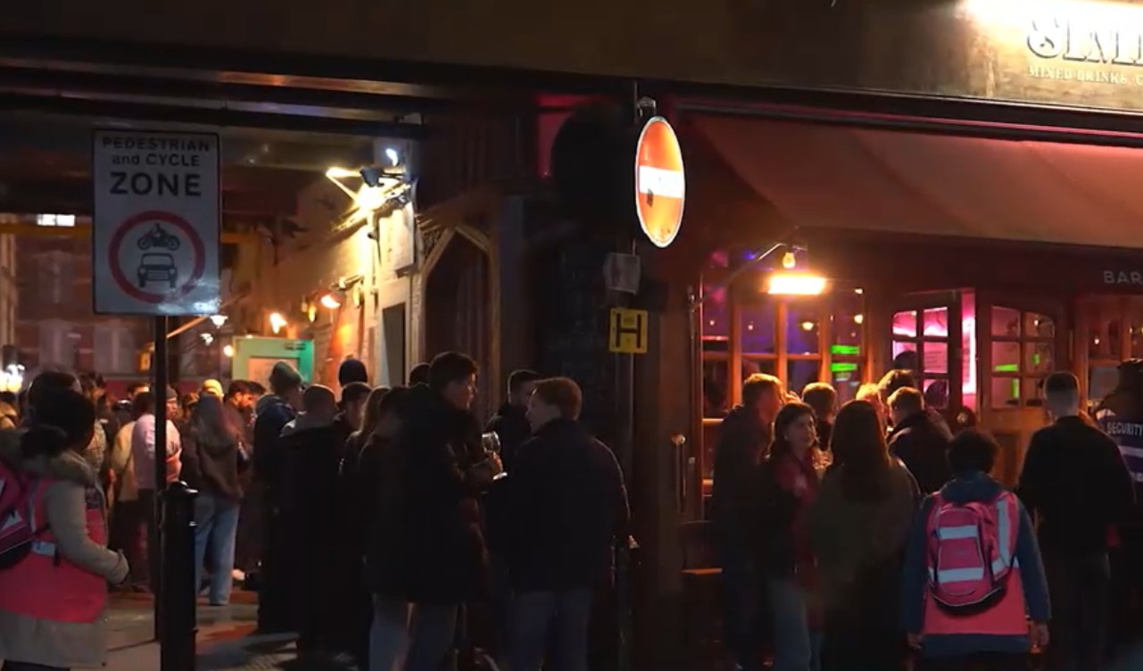 Cât de sigură este Londra? Cum arată o noapte pe străzile uneia dintre cele mai captivante capitale europene