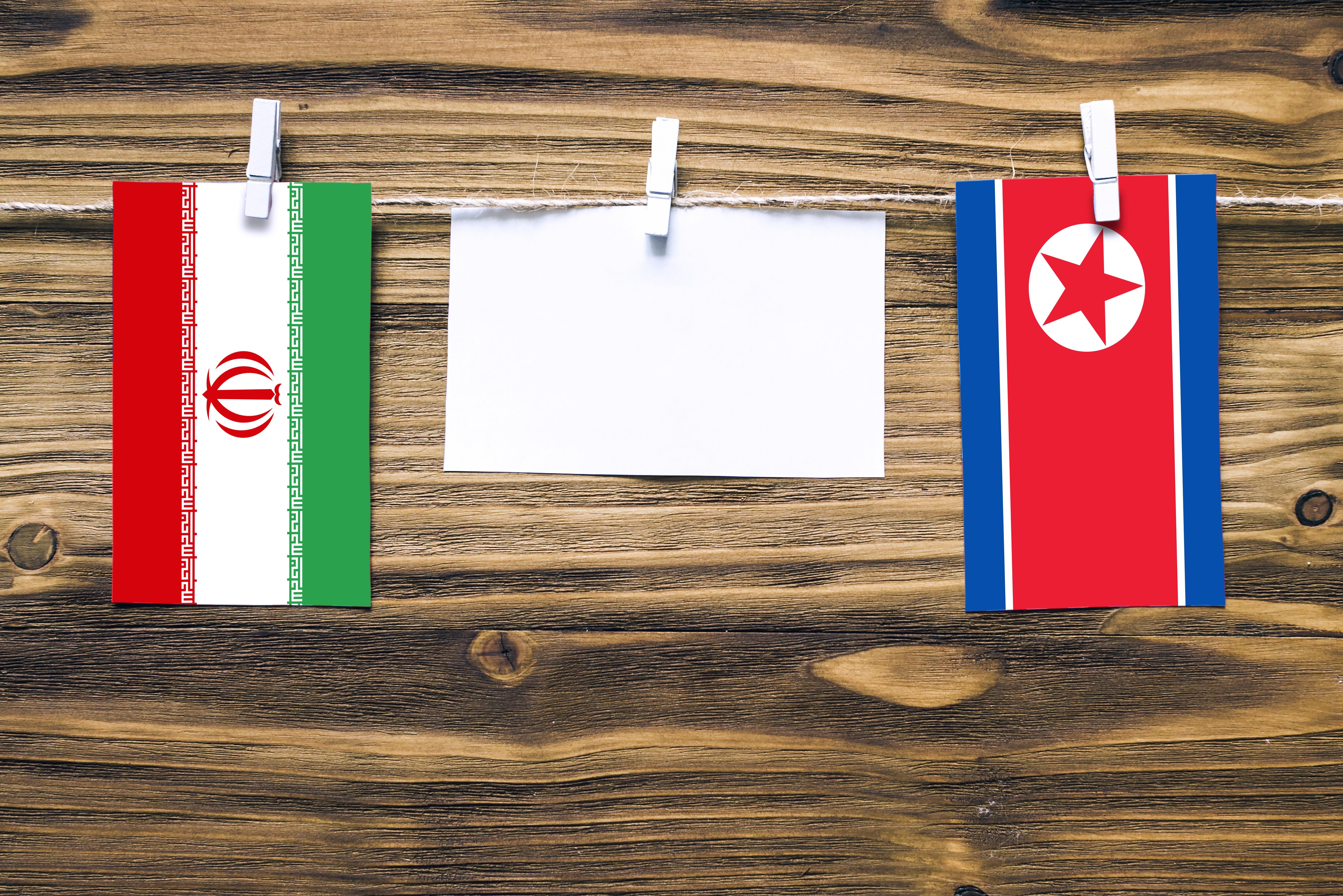 Coreea de Nord se distanțează de partenerul său apropiat, Iranul. Phenianul vrea să lase deschisă ușa negocierilor cu SUA