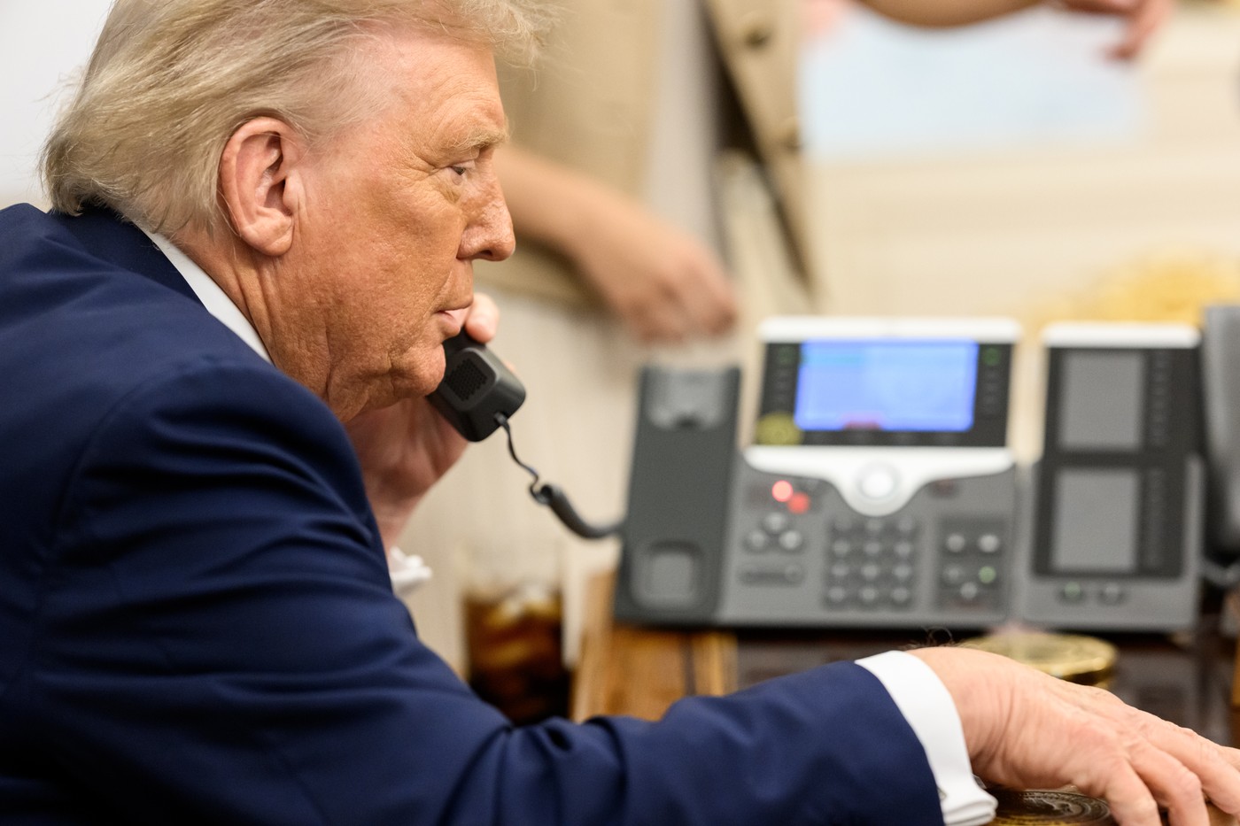 Donald Trump i-a felicitat pe astronauţii misiunii Artemis 2: „Sunteţi cu adevărat extraordinari. Astăzi ați făcut istorie”