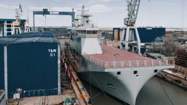 Nava lansată la apă la Galați. Foto Damen