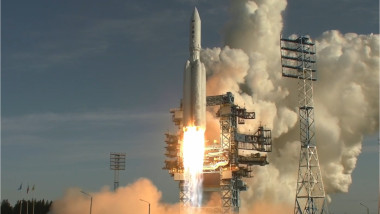 lansarea unei rachete spațiale Angara din cosmodromul Plesețk