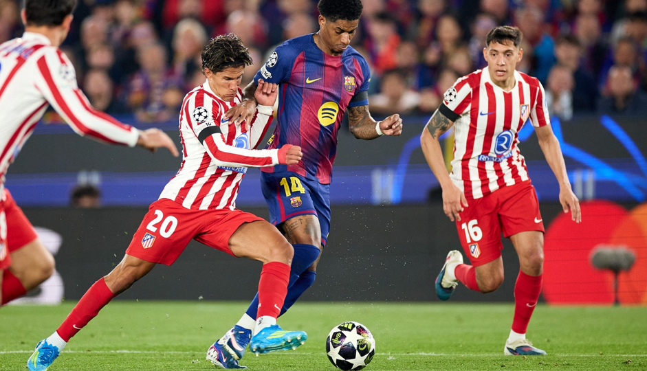 Atletico Madrid a învins Barcelona pe Camp Nou, cu Istvan Kovacs la centru. PSG, victorioasă cu Liverpool