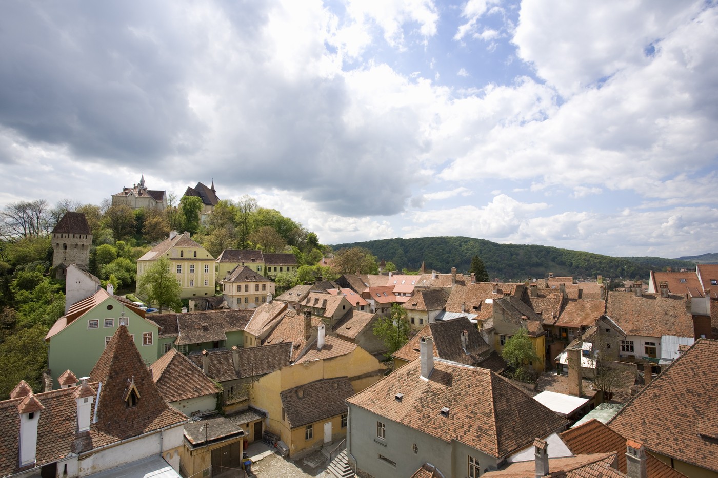 Guvernul a lansat selecția pentru localităţile care vor reprezenta România în competiţia „Best Tourism Villages”