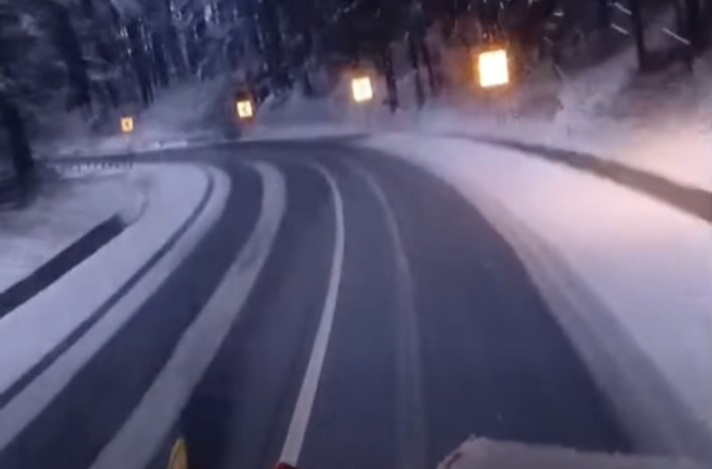 Avertisment pentru turiștii care merg la munte în minivacanța de Paște: „Pregătiți-vă de condiții de iarnă”