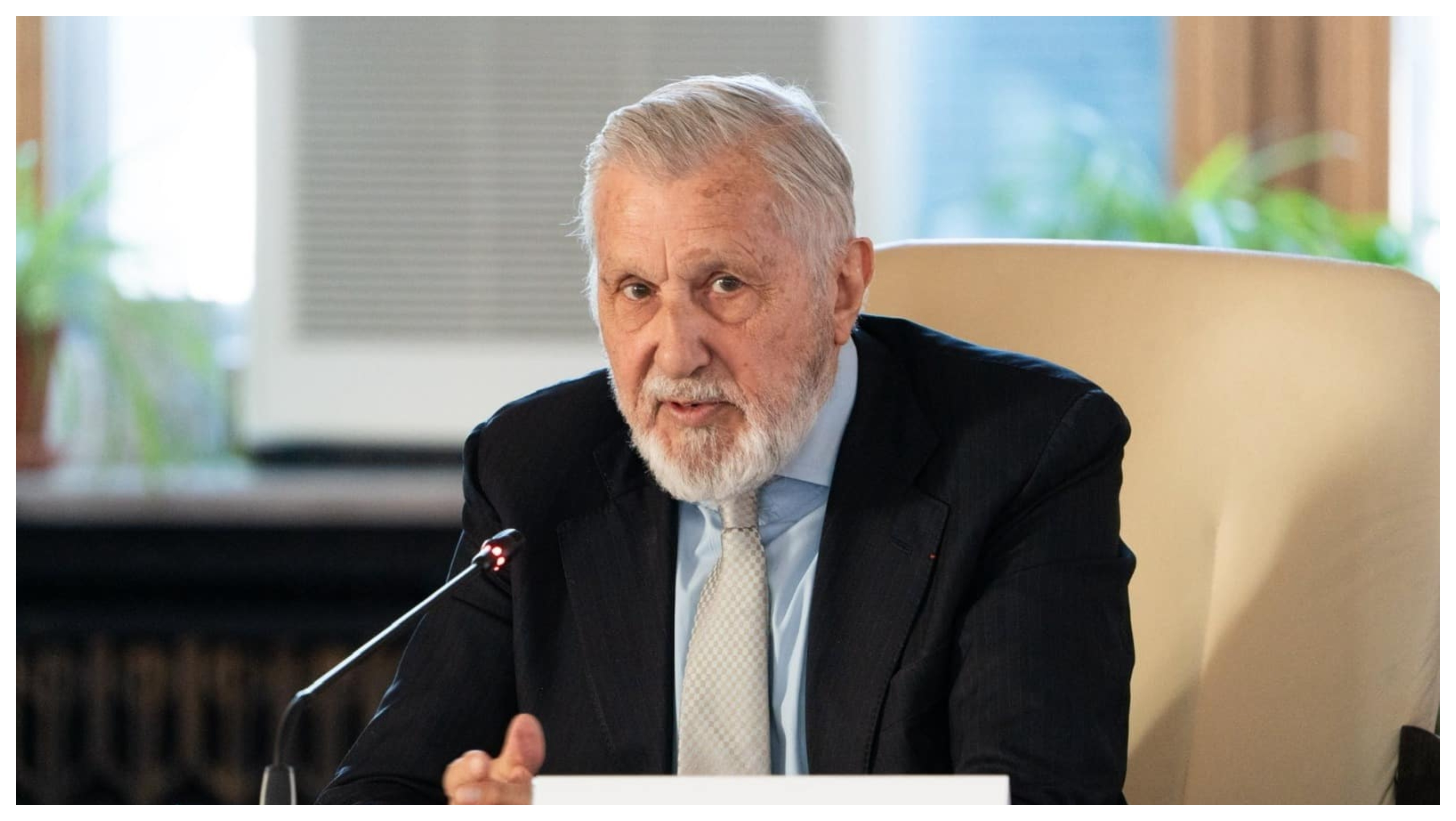 Parlamentul a declarat 2027 „Anul Ilie Năstase”, pentru recunoașterea carierei internaționale. Proiectul, inițiat de AUR, PSD și POT