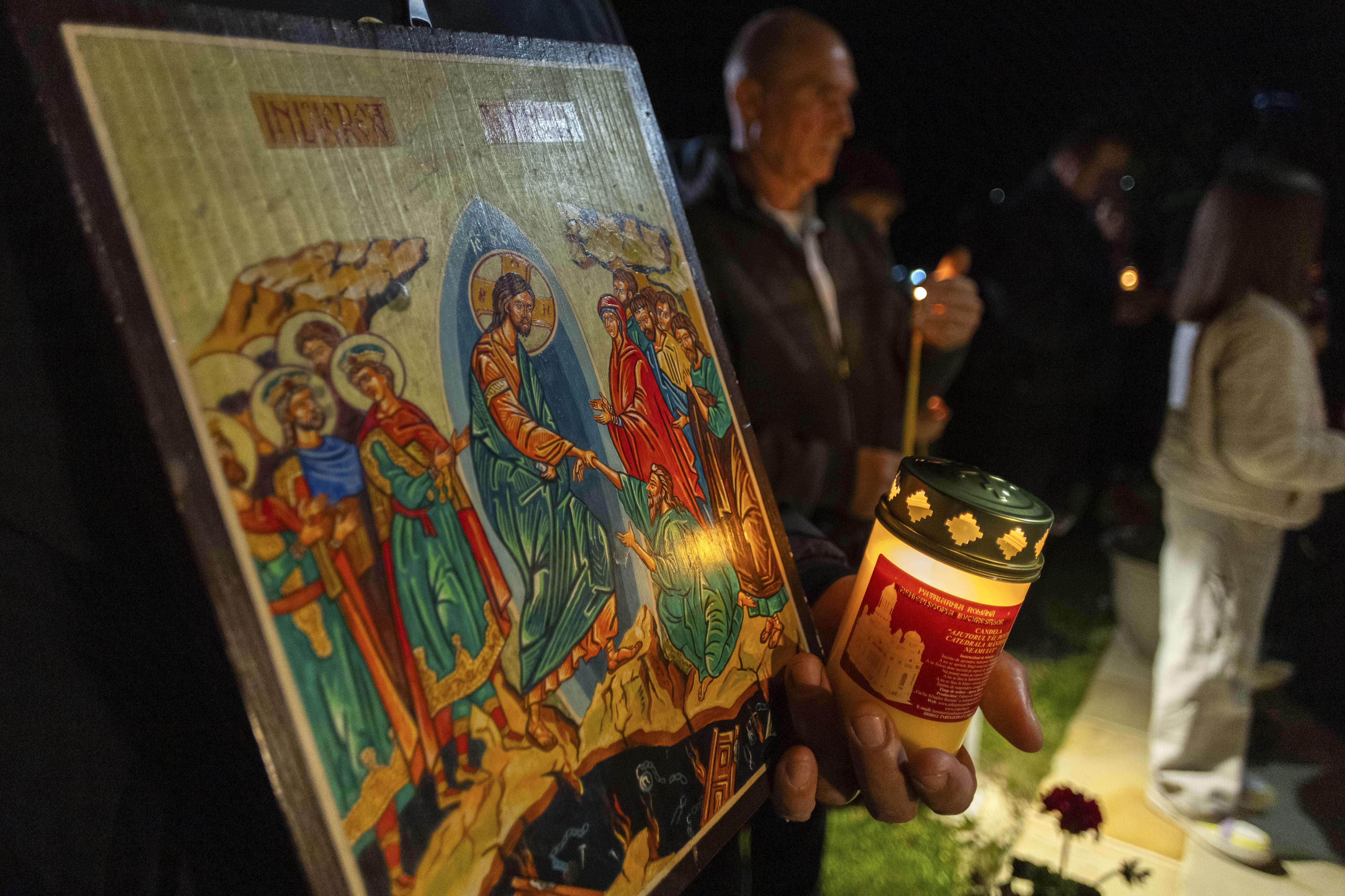 Coborârea la iad a Mântuitorului: Ce semnifică Sâmbăta Mare, marcată cu cruce roșie, înainte de Înviere