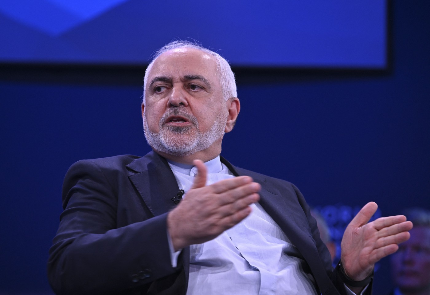 „Iranul ar trebui să-și declare victoria și să pună capăt războiului”, spune fostul ministru de Externe Javad Zarif