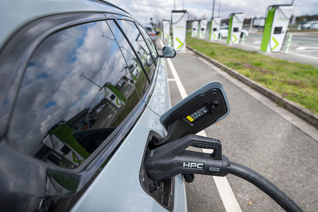 Criza petrolului din Orientul Mijlociu stimulează interesul global pentru mașini electrice. Vânzările în Noua Zeelandă s-au triplat