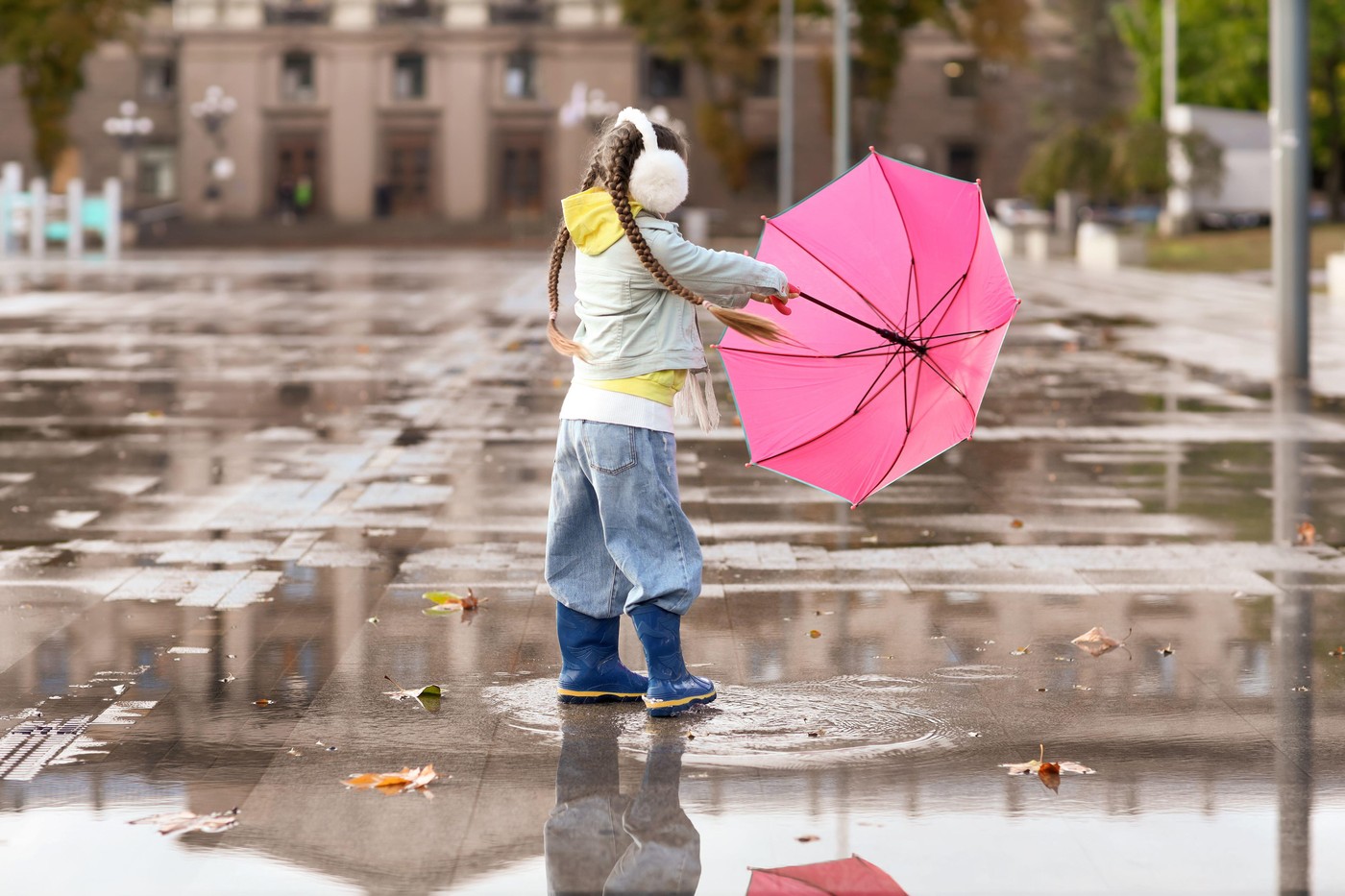 Cât va mai dura vremea capricioasă. Meteorolog: „În medie, am rămas cu un regim al temperaturilor ușor sub firescul primăverii”