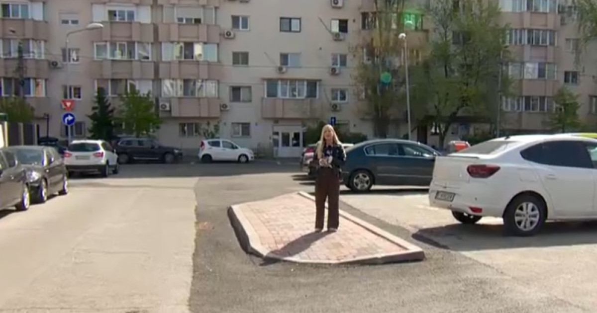 O enigmă urbană în București: o 'insulă' din pavele în mijlocul străzii