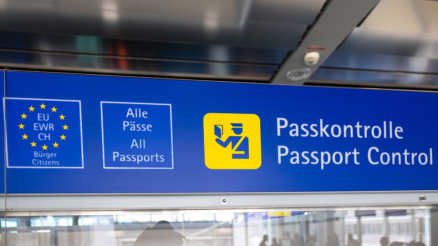 Haos la frontierele UE după introducerea sistemului Intrare/Ieșire: Companiile aeriene cer suspendarea EES până la sfârșitul verii