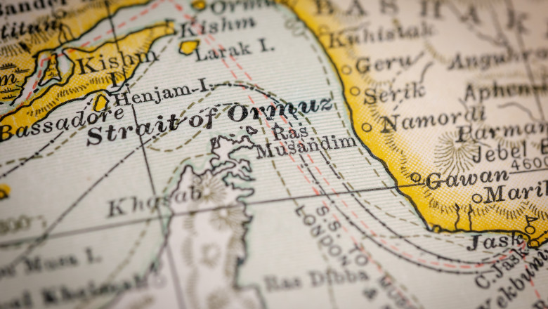 Traian Băsescu despre blocada din Ormuz: Nu știm obiectivul, va duce la o tensionare a relațiilor SUA cu Extremul Orient, o greșeală