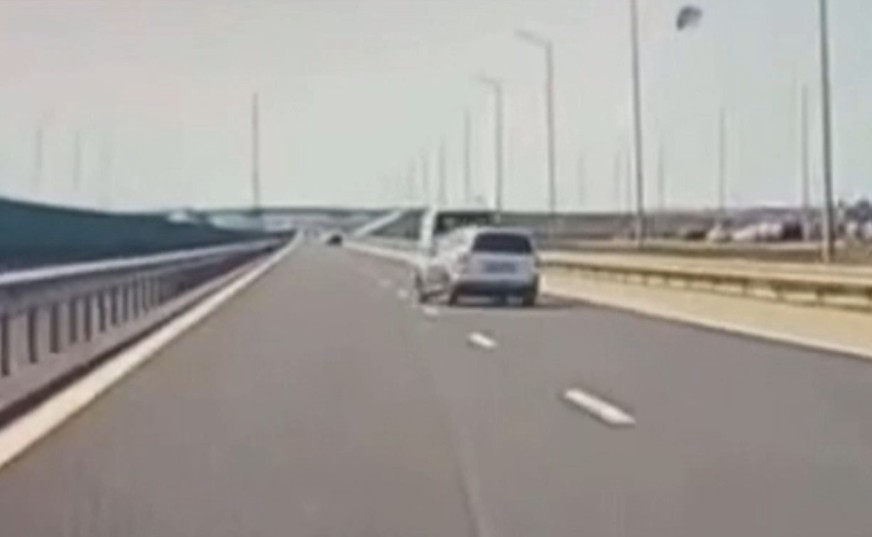 Accident mortal pe autostrada A7: Imaginile surprinse de o cameră de bord a unei mașini aflate în trafic