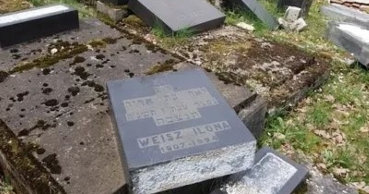 Reacția fermă a Israelului la profanarea cimitirului evreiesc din Reghin