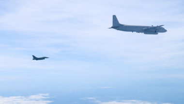 f-16 romania escorta avion rusia