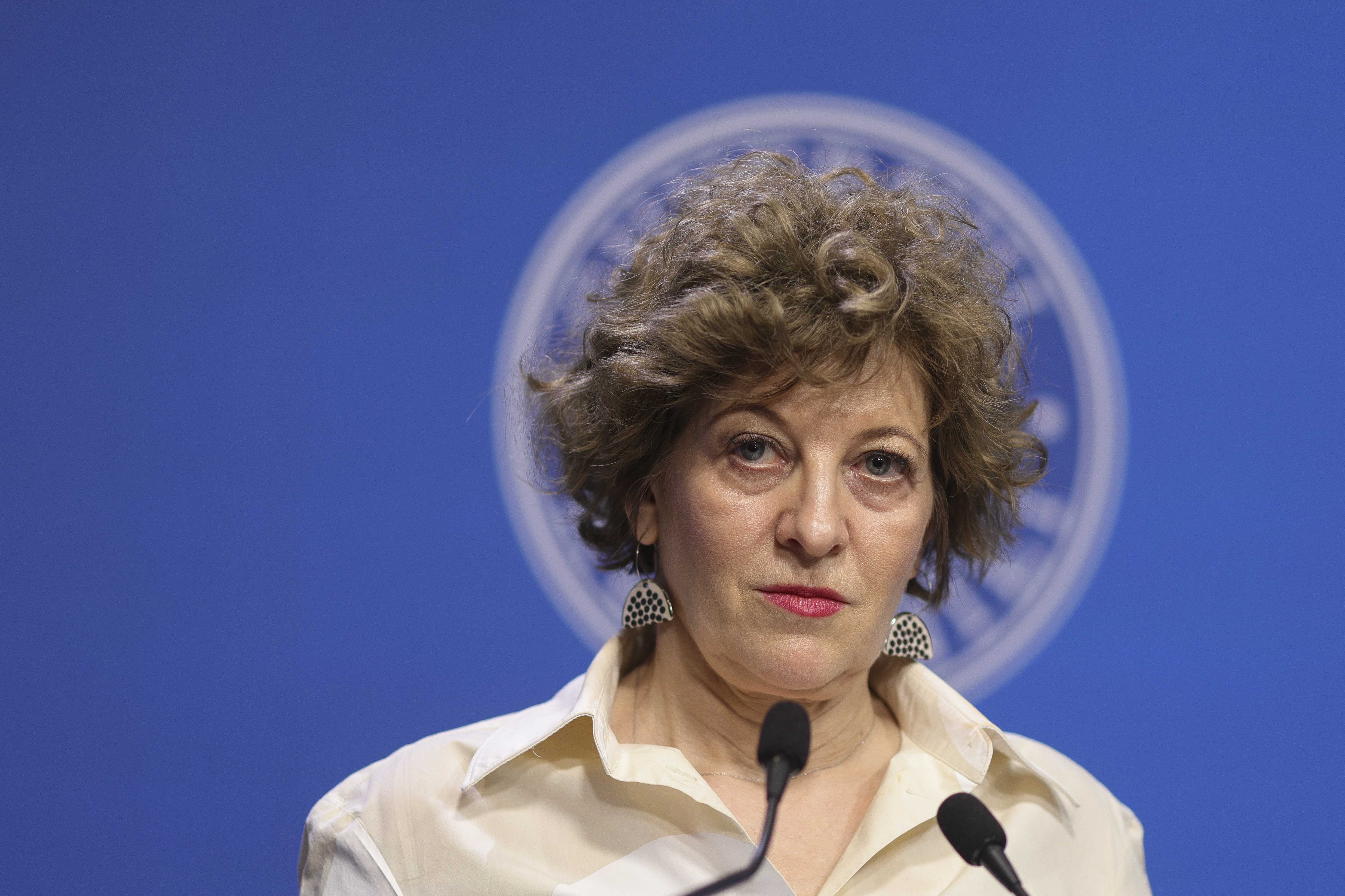 CFR Marfă își va declara falimentul până la 31 mai. Oana Gheorghiu: „Activitatea va fi preluată de Carpatica Feroviar”