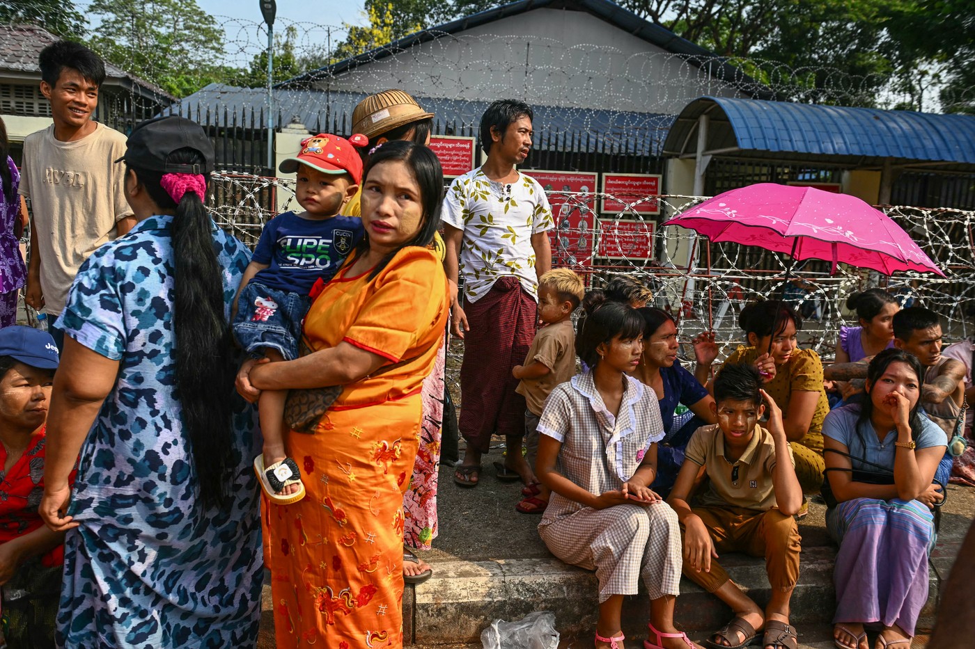 Liderul din Myanmar a ordonat anularea tuturor pedepselor cu moartea