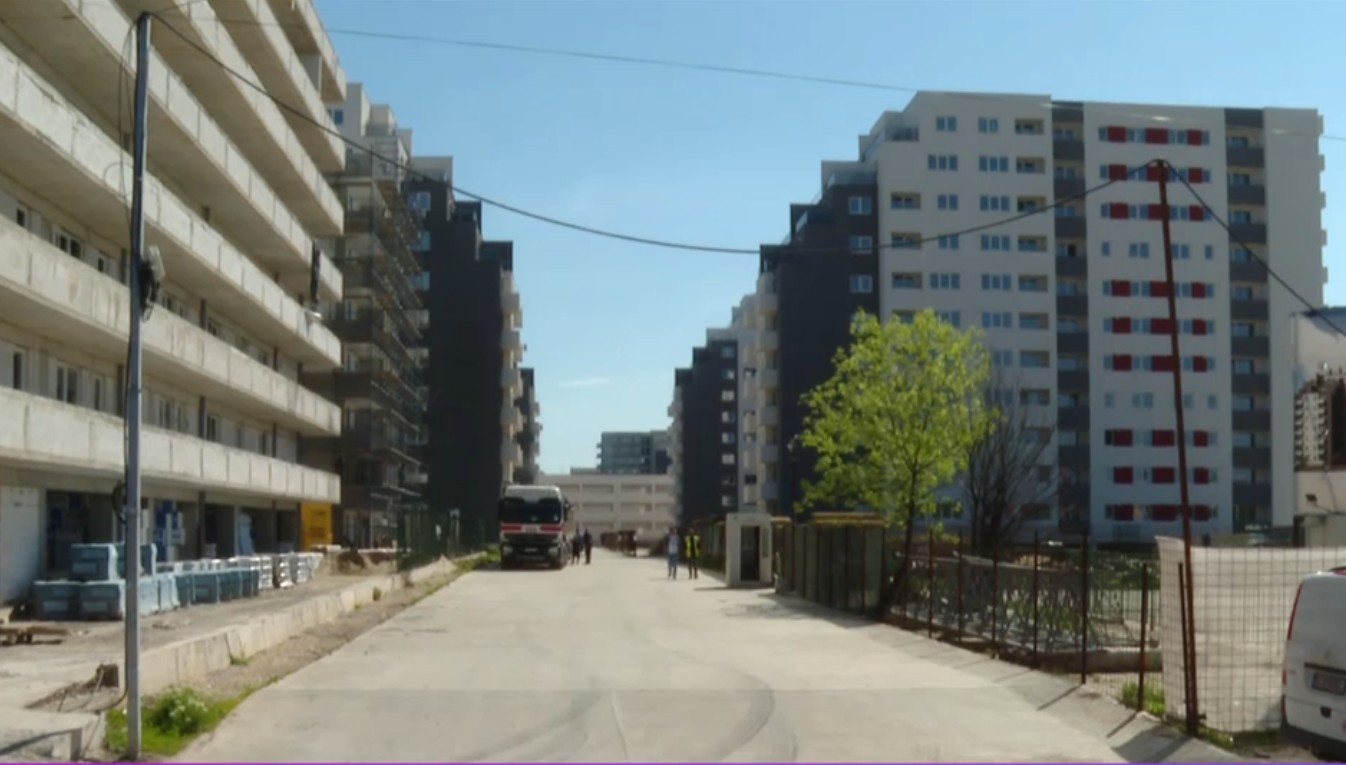 Blocajul din Golf lovește piața imobiliarelor: Dezvoltatorii anunță o criză provocată de scumpirile materialelor de construcții