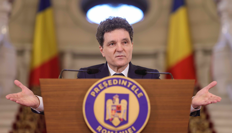 Anchetă în Timiș, după apariția unui mesaj online privind asasinarea președintelui Nicușor Dan. Polițiștii îl caută pe autor