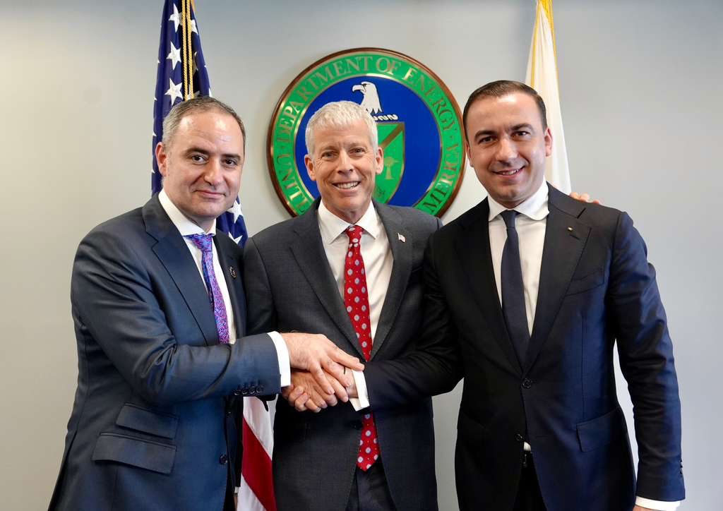 Bogdan Ivan, după întâlnirea cu omologul său american: România a obţinut 500 milioane de dolari pentru infrastructura de gaze naturale