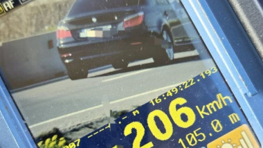 masina surprinsa de radar