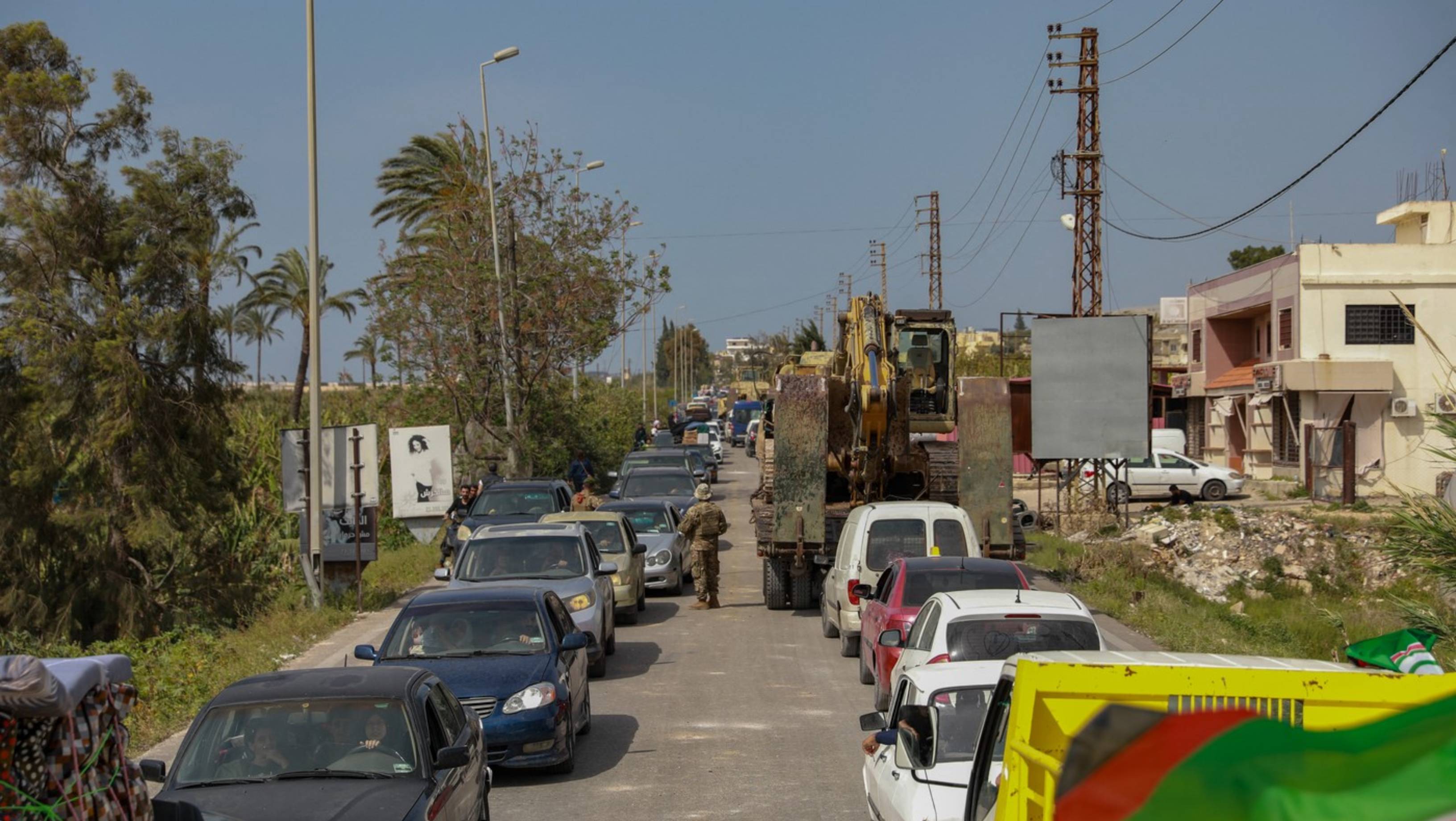 „Vreau doar să mă întorc acasă”. Aglomerație pe drumurile din Liban după intrarea în vigoare a armistițiului de 10 zile