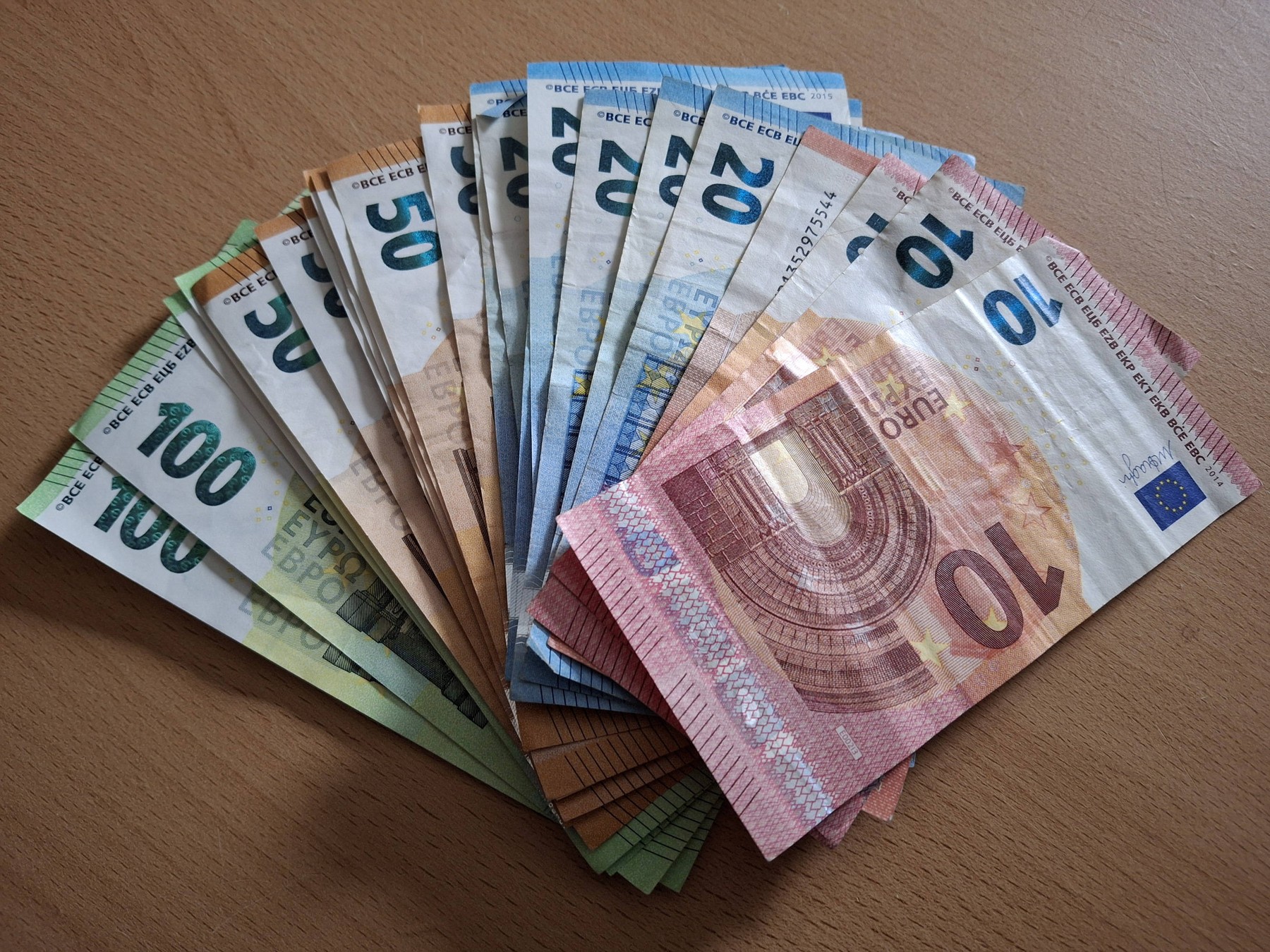 Ungaria ar putea trece la euro până în 2030