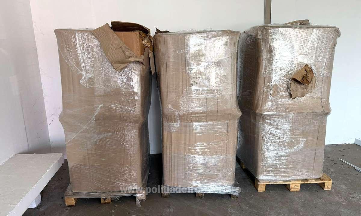 Captură uriașă la Giurgiu. Peste o tonă de tutun ilegal a fost descoperită într-o dubă