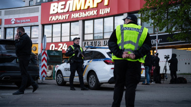 6 killed, 14 injured in supermarket shooting in Ukrainian capital