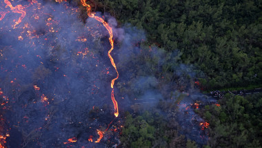 eruptie vulcan la reunion