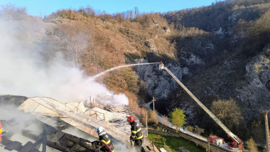 67b872f8-be58-4fa1-99bb-17b0e864e142