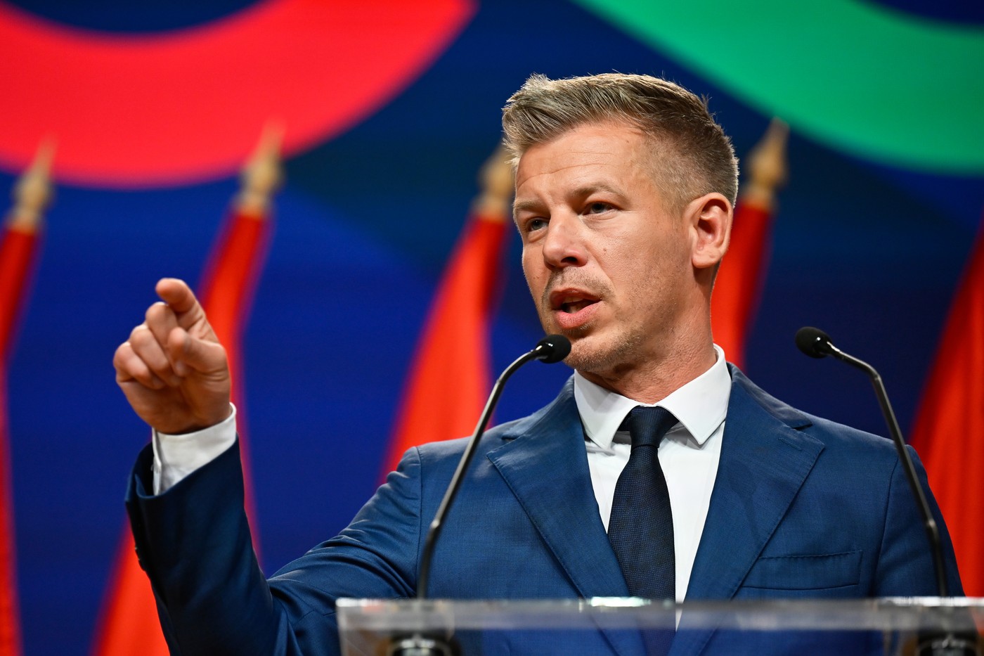 Magyar afirmă că a cere Ucrainei să cedeze teritorii este un lucru „nedemn”: „Dacă Rusia ar ataca Ungaria, ce județ maghiar ar ceda?”