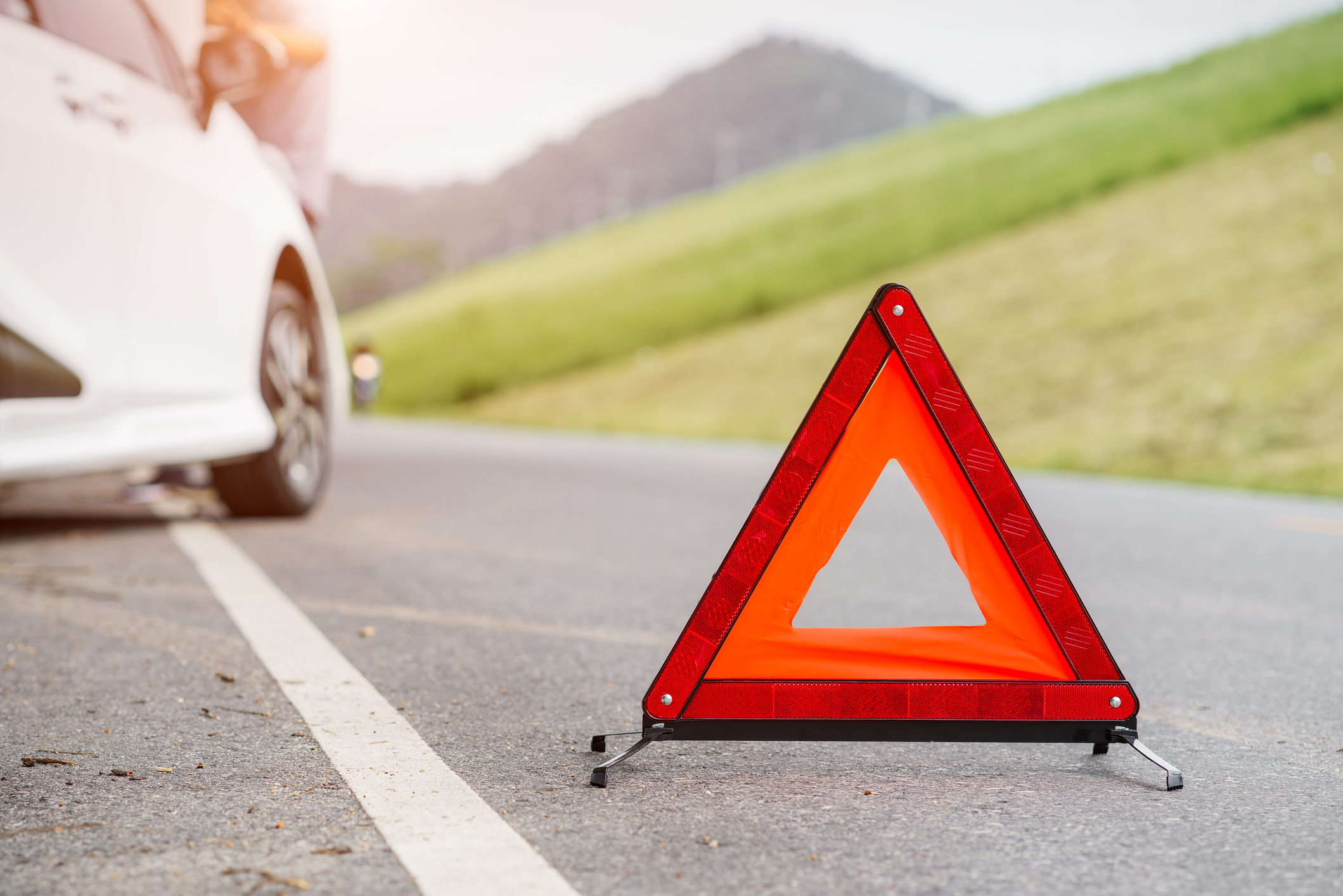 Accident grav pe DN 17, în Bistrița-Năsăud: un șofer a murit după ce mașina lui s-a ciocnit cu un autobuz