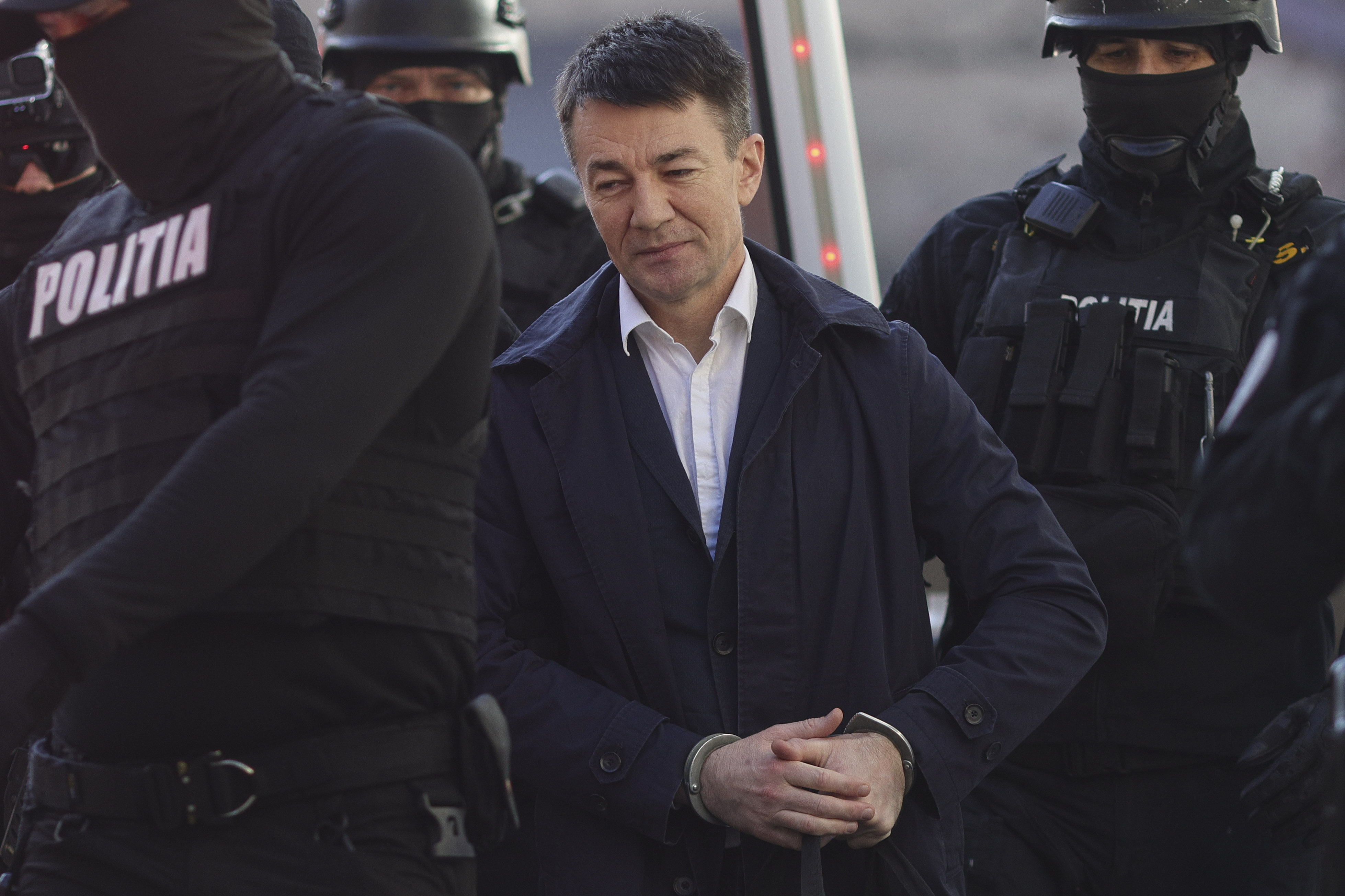 Alexandru Bălan, fostul adjunct SIS, acuzat de trădare de patrie în România și Moldova a fost trimis în Belarus. Decizia Maiei Sandu