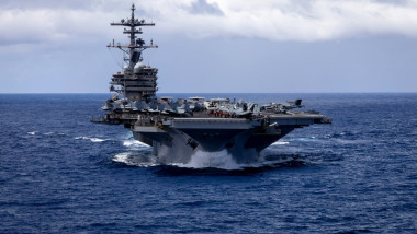 Portavionul USS George H.W. Bush Foto X